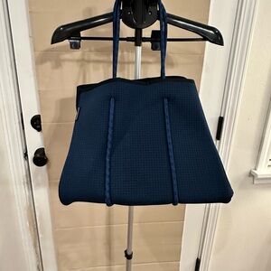 Navy Blue Neoprene Tote Bag-Used a couple times.
Has been packed away in a tub.